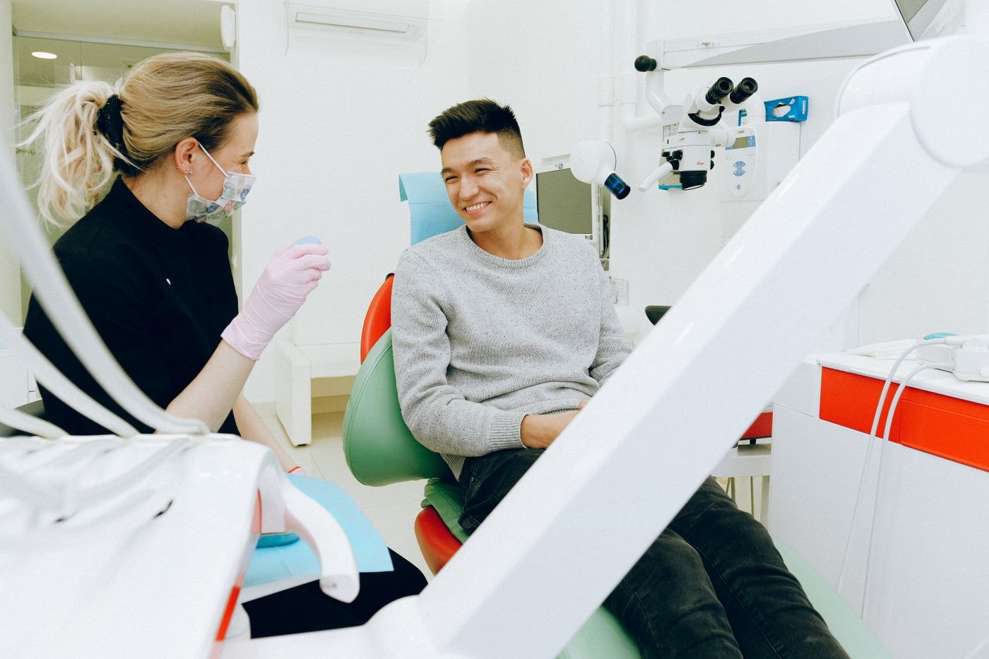 Implantes Dentales y Cirugía